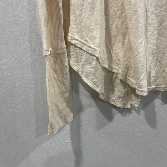 NWT LAmade Long Sleeve Beige Waffle Knit Top Sz Small - Picture 3 of 7